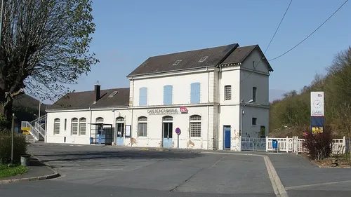 Ascenseurs, nouvelle passerelle... des travaux d'accessibilité en...