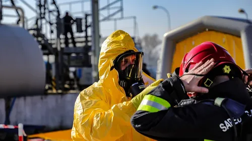 Violent incendie dans la ZI de Bazeilles