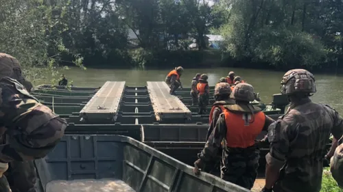 Pourquoi les militaires installent un pont sur le site du Cabaret...