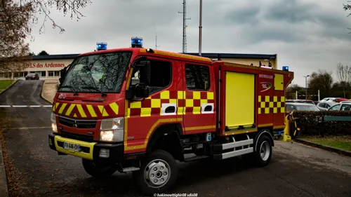 Feu de maison et feu de cheminée