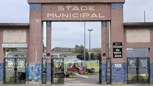 Un homme de 79 ans victime d’un arrêt cardiaque au stade du petit bois