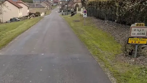 Une fillette décède après avoir été percutée par une voiture