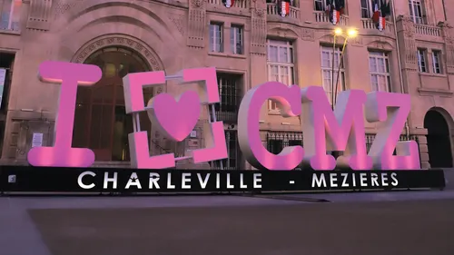 Des boites de dons pour Octobre Rose dans les commerces de Charleville