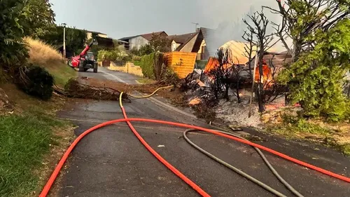 Ardennes - Un homme transporté à l’hôpital après un incendie