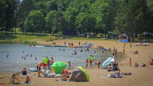 Pavillon Bleu 2026 : seules des plages ardennaises labellisées dans...
