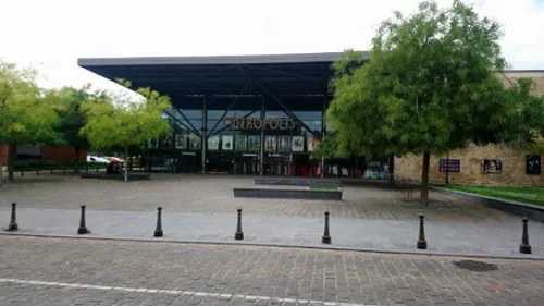 Ouverture de chantiers dans les salles obscures