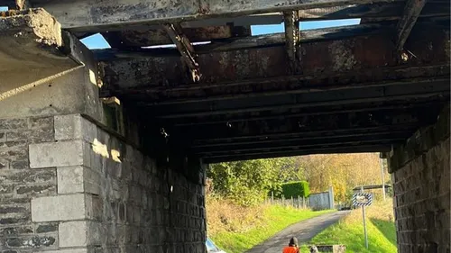 Un TER percute une plaque de fer