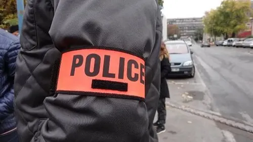 Un homme placé en détention provisoire après la mort d'un jeune...