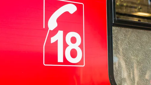 Accident : une roue se détache d'une voiture et percute un camion