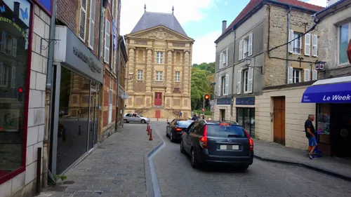 Ardenne Métropole recherche des commerçants pour occuper des locaux...