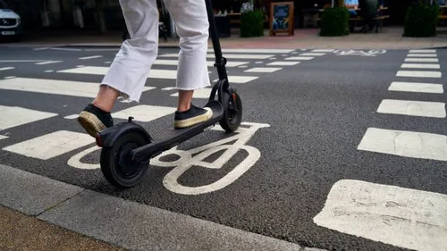 Ardennes - Une nouvelle commune impose le casque en trottinette