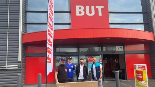 Il gagne un télévision 4K avec BUT Villers-Semeuse et RVM !