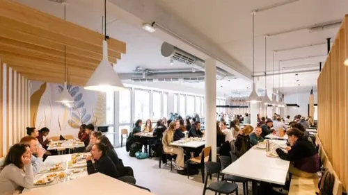 "Ça va permettre de faire des économies" : le repas passe à 1€ pour...