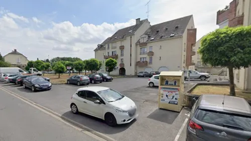 Des habitants confinés après un feu dans un parking souterrain