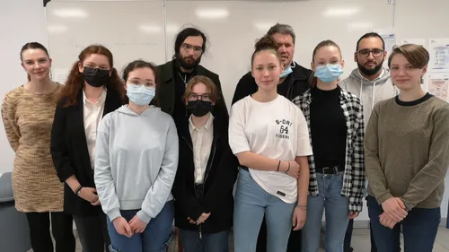 Des collégiens de Charleville en course pour le concours "Je filme...