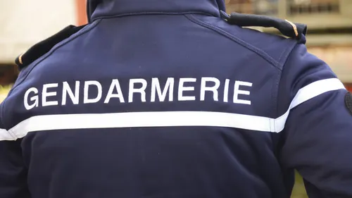 Rixe : un homme sort un couteau lors d'un bal