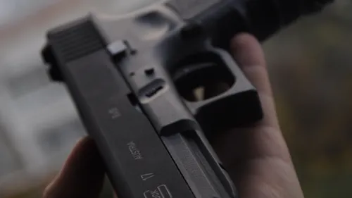 Une arme à feu découverte lors de la Journée Mondiale du nettoyage...