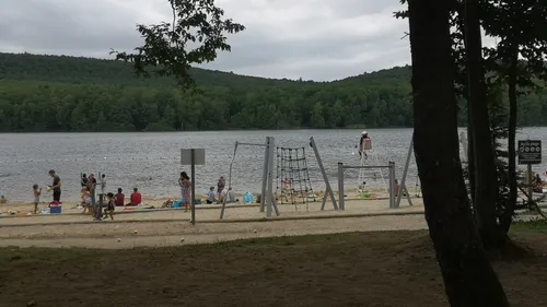 Des animations tout l'été sur les plages de Bairon et des Vieilles...