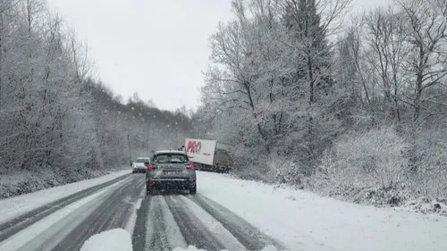 Neige : plusieurs sorties de route