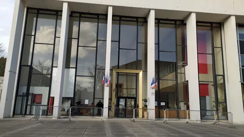 Un homme de 38 ans jugé en appel devant la cour d'assises des...