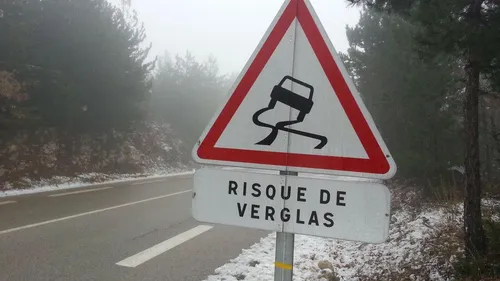 Risque de chaussées glissantes ce mercredi dans les Ardennes