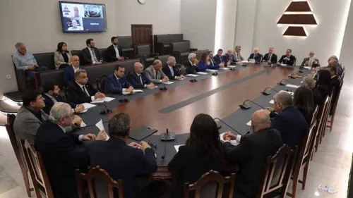 LE JOURNAL DE 13H30 DU LIABN EN LANGUE ARABE DU 15/8/2023