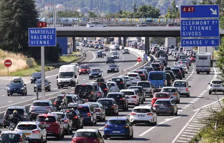 Départ en vacances : plus de 540 km de bouchons sur les routes