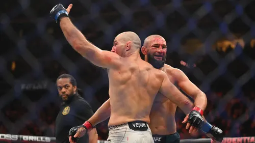 Sean Strickland révèle que l'altercation avec Khamzat Chimaev était...