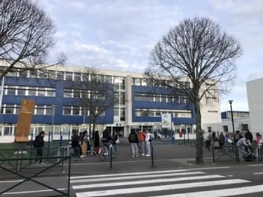 Grève du 29 septembre : l'altercation proviseur-élève fait le buzz...