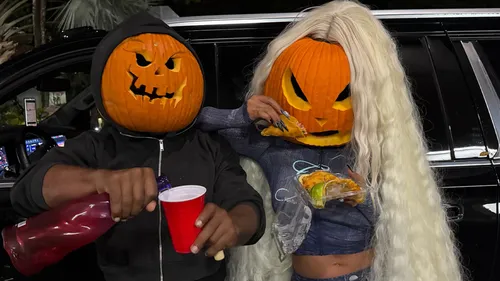 Megan Thee Stallion lance une saison effrayante avec sa tête de...