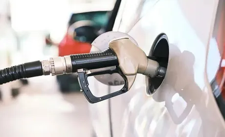 Prêt flash carburant : élargissement au BTP pour soutenir les...