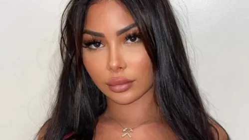 Maeva Ghennam : enceinte de cinq mois, elle déteste la grossesse