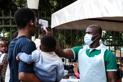 Ebola en RDC : l'alerte donnée trop tard face à une épidémie...