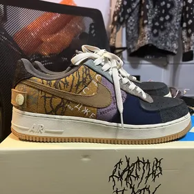 Travis Scott et Nike lancent une collection rétro pour la Coupe du...