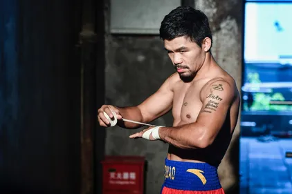 Manny Pacquiao bloque le combat de Terence Crawford et se moque de...