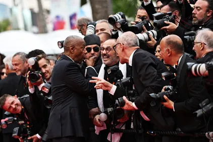 Denzel Washington s'emporte contre un photographe à Cannes