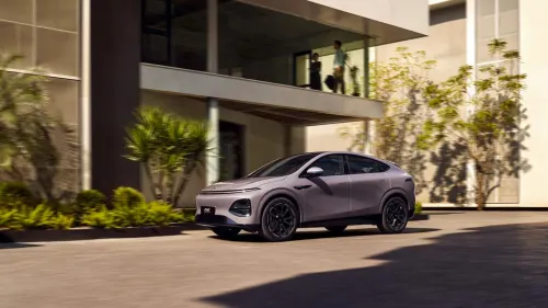 Le Tesla Model Y à la traîne : Une recharge moins rapide face à la...