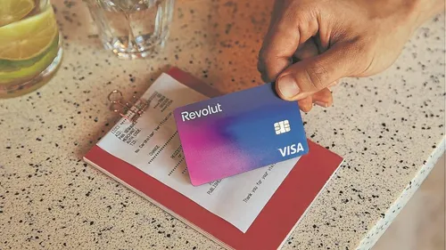 Revolut conquiert la France : 5 millions d'utilisateurs et une...