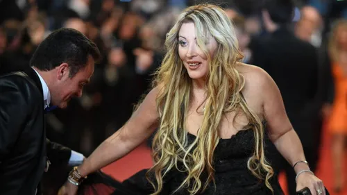 Loana dévoile la raison derrière son look négligé en public