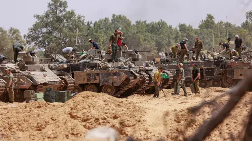 Israël intensifie ses actions militaires avec l'opération 'Chariots...