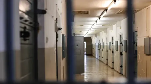 Un ado risque 20 ans de prison pour avoir eu des relations avec une...