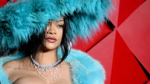 Rihanna annonce son retour dans la musique 