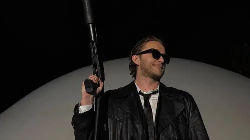 Vald : album à venir et single en approche, la date bientôt révélée 