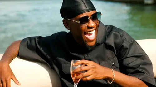 Guy2Bezbar annonce un nouvel EP pour cet été !