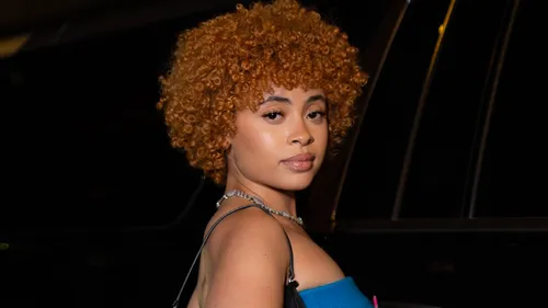 Ice Spice trouve un accord à l'amiable suite à une plainte pour...