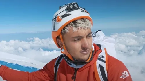 Inoxtag a atteint le sommet de l'Everest !