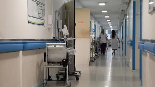 Scandale en hôpital : une infirmière twerk sur des patients et...