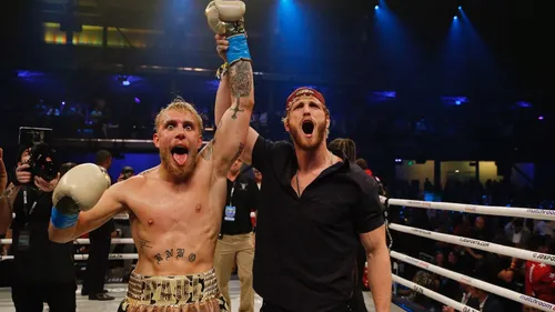 Jake Paul : ce moment hilarant où Floyd Mayweather a essayé de le...