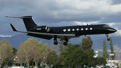 Diddy continue de louer son jet de luxe malgré les affaires...