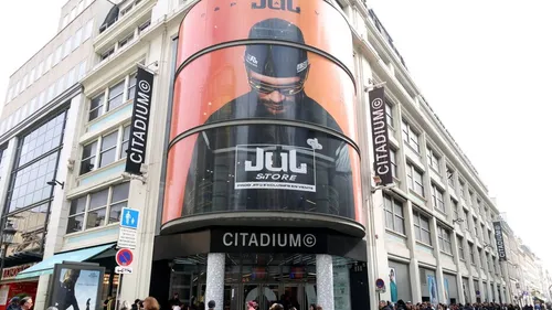 Jul ouvre une boutique éphémère à Paris pour son nouvel album